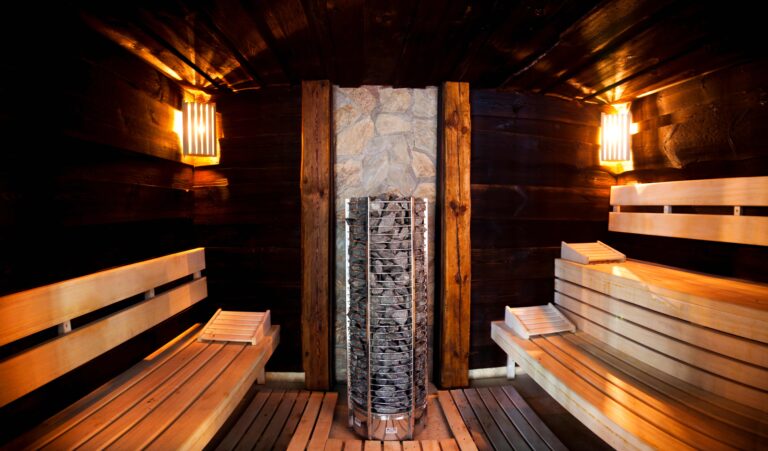 Domki i Pokoje na Mazurach, Basen, Restauracja 7 osada sauna Panorama1