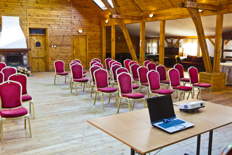 Sala konferencyjna i szkoleniowa