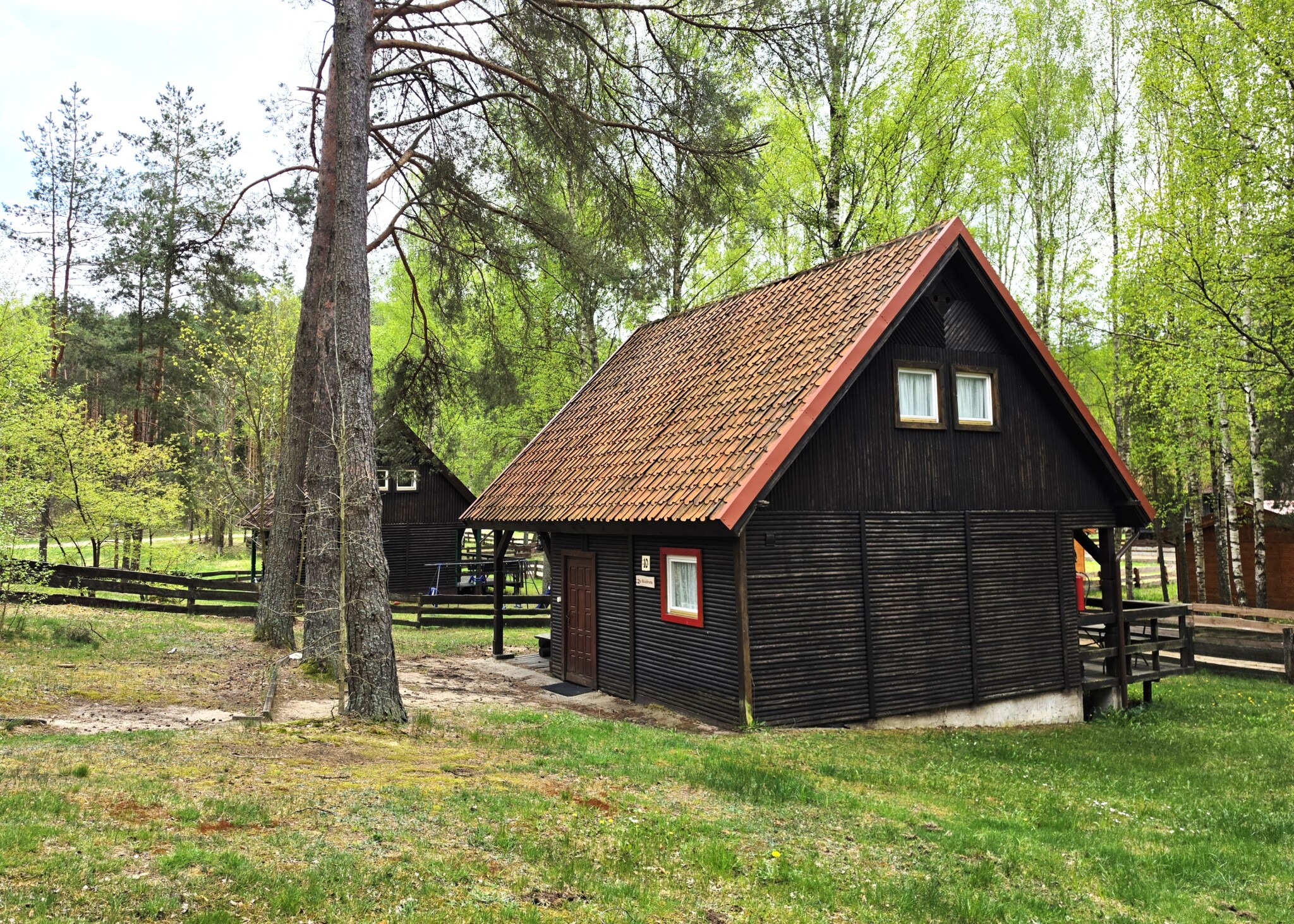 Domki i Pokoje na Mazurach, Basen, Restauracja domek d wejscie